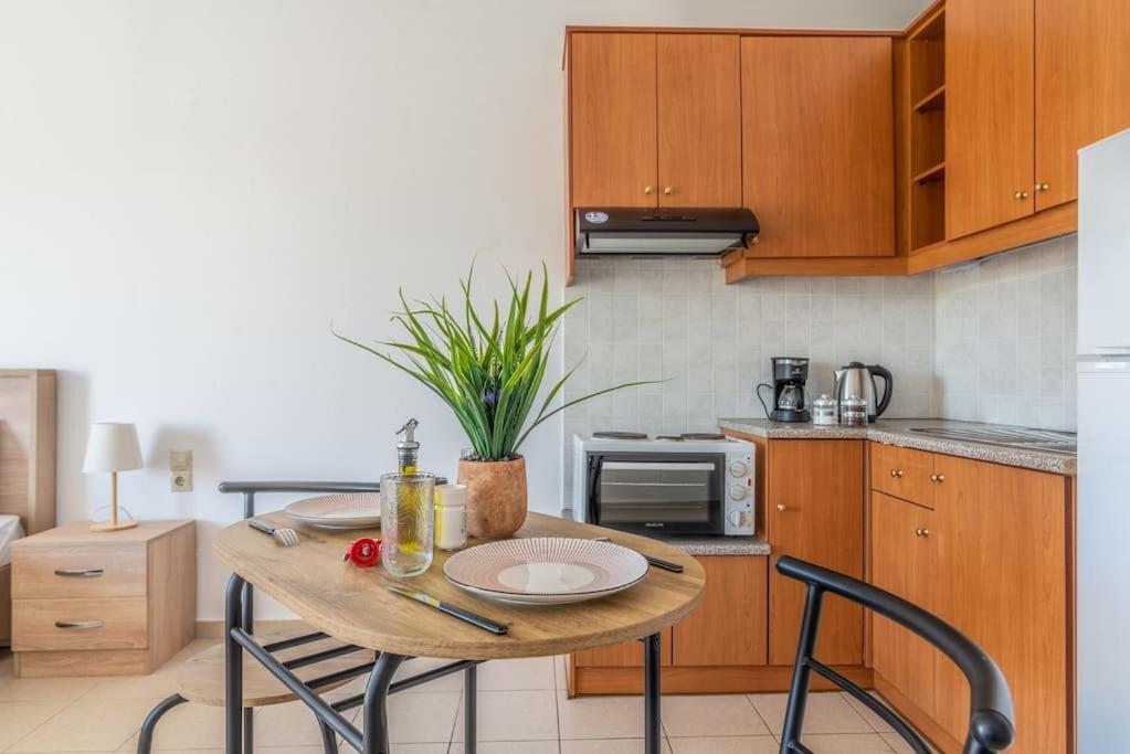 Urban Apt Next University 9 Ираклион Экстерьер фото