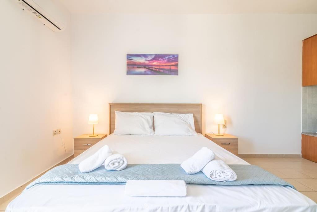 Urban Apt Next University 9 Ираклион Экстерьер фото