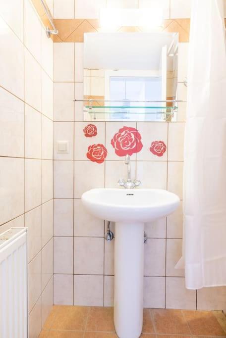 Urban Apt Next University 9 Ираклион Экстерьер фото